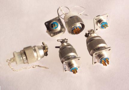 Y4圓形電連(lian)接(jie)器(qi)